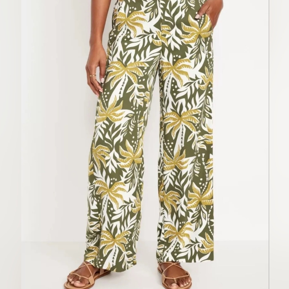 Old Navy Playa Wide Leg Pant Green Palm Print